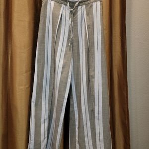 White & tan stripe split pants